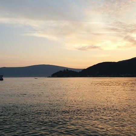 Vila House By The Sea Tivat Exteriér fotografie